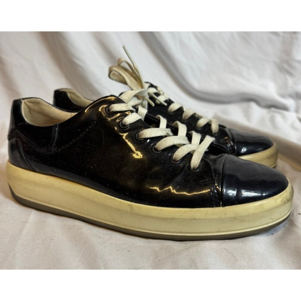 Ecco Womens Soft Sneakers Shoes Black Patent Leather Lace Up 40 EU - 9 / 9.5 US